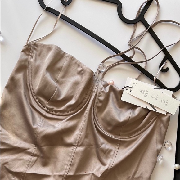 Brand New Zara Bodysuit. XL Ref 1971/179 - Picture 2 of 5